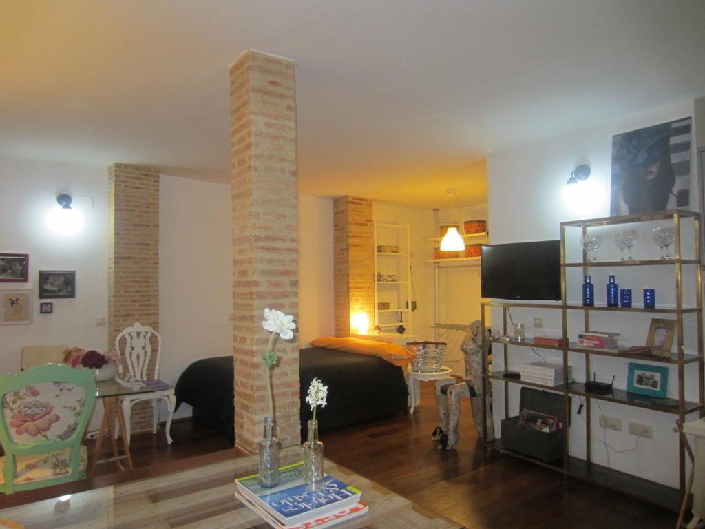 Living Valencia Studio Serranos公寓 客房 照片